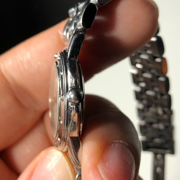 Raymond Weil Women's Watch Silver Toned Quartz 25MM Steel Tango Pearl Wrist - Picture 8 of 13